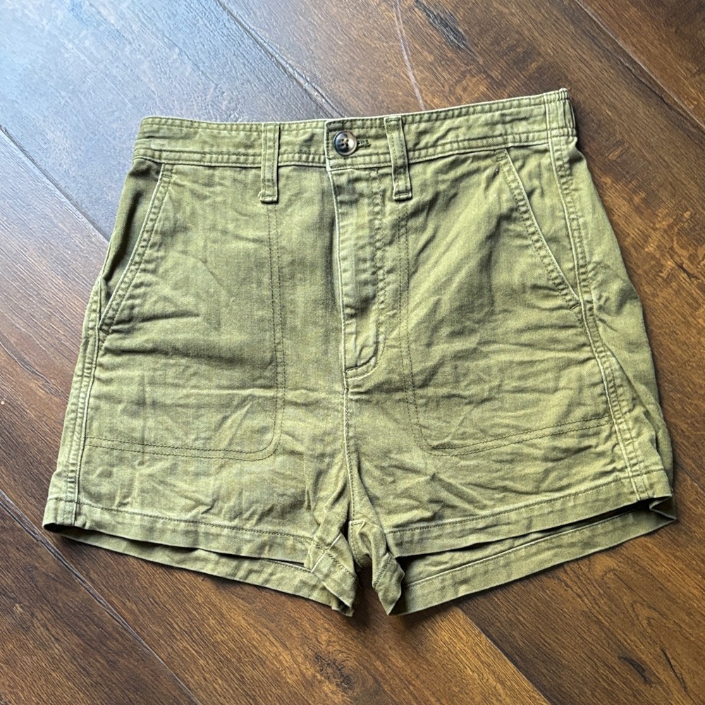 Madewell Women’s Olive Green Casual Cotton Shorts